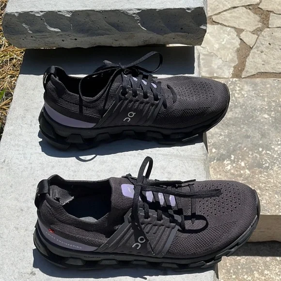 On Running Women's Black and Gray Sneakers - Picture 3 of 3